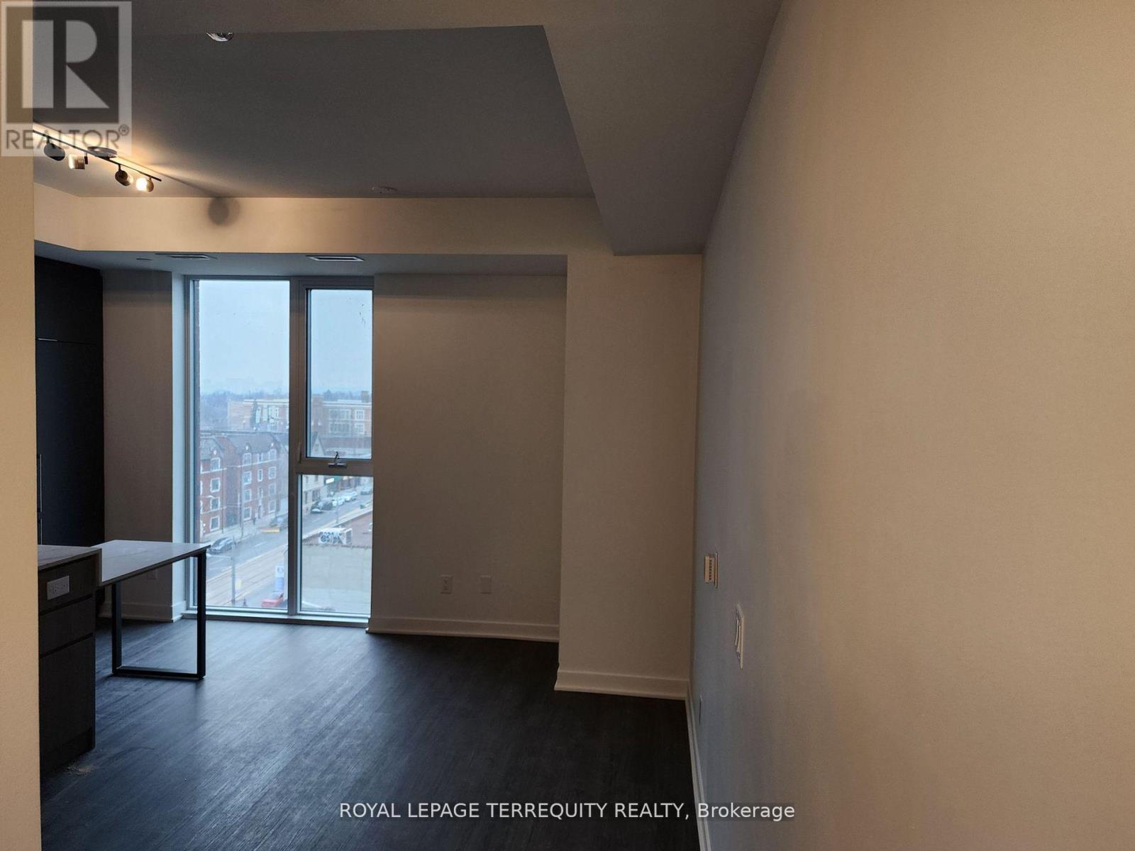 809 - 185 Alberta Avenue, Toronto, Ontario  M6C 0A5 - Photo 12 - C12516852