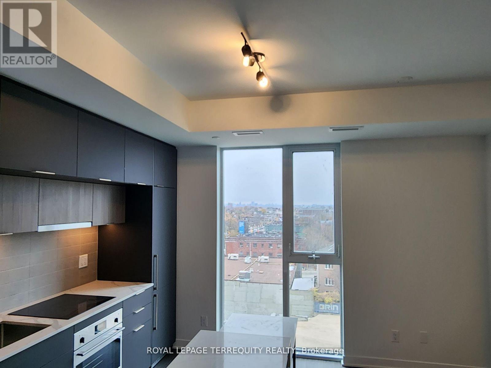 809 - 185 Alberta Avenue, Toronto, Ontario  M6C 0A5 - Photo 9 - C12516852