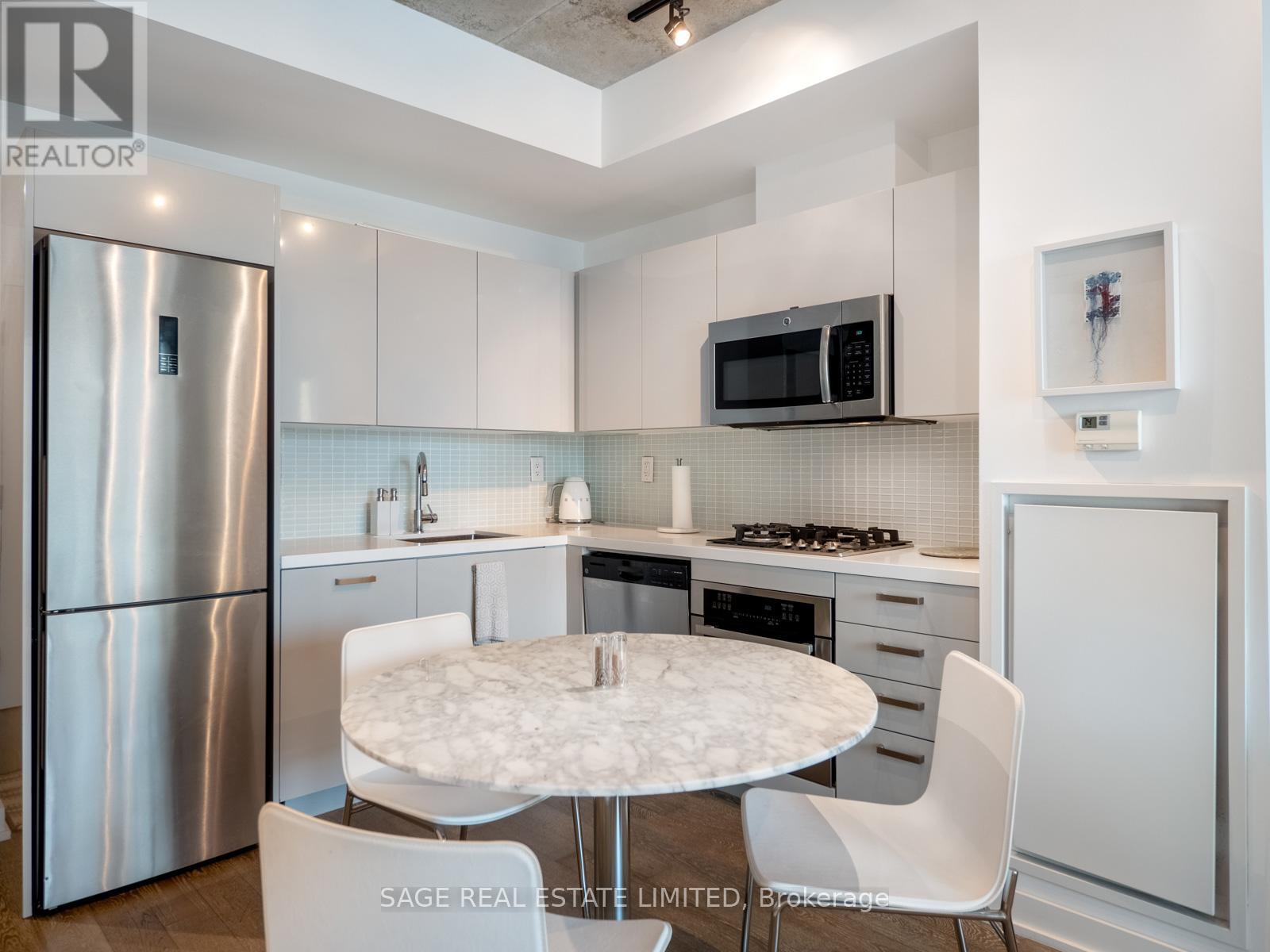 406 - 39 Brant Street, Toronto, Ontario  M5V 0M8 - Photo 14 - C12516862