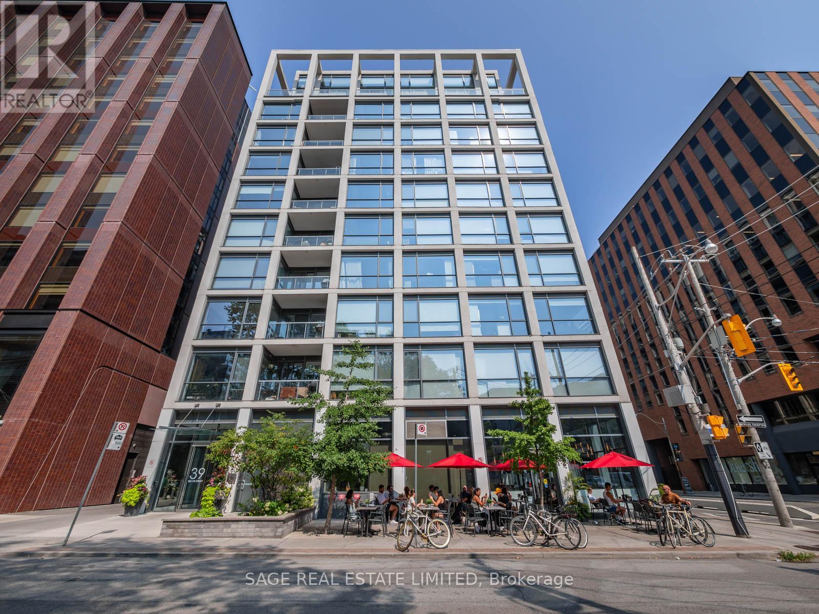 406 - 39 Brant Street, Toronto, Ontario  M5V 0M8 - Photo 3 - C12516862