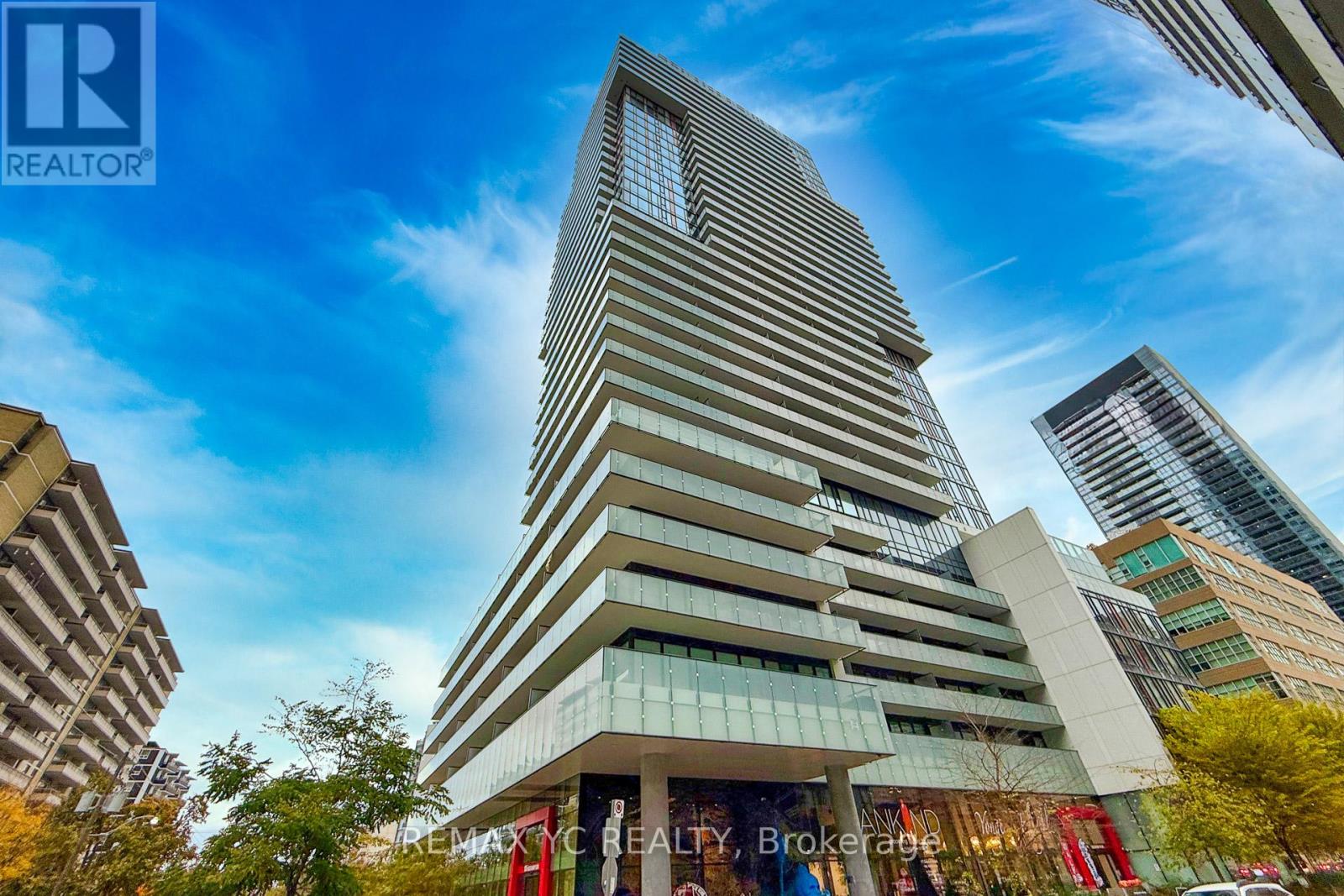 2103 - 185 ROEHAMPTON AVENUE, Toronto, Ontario