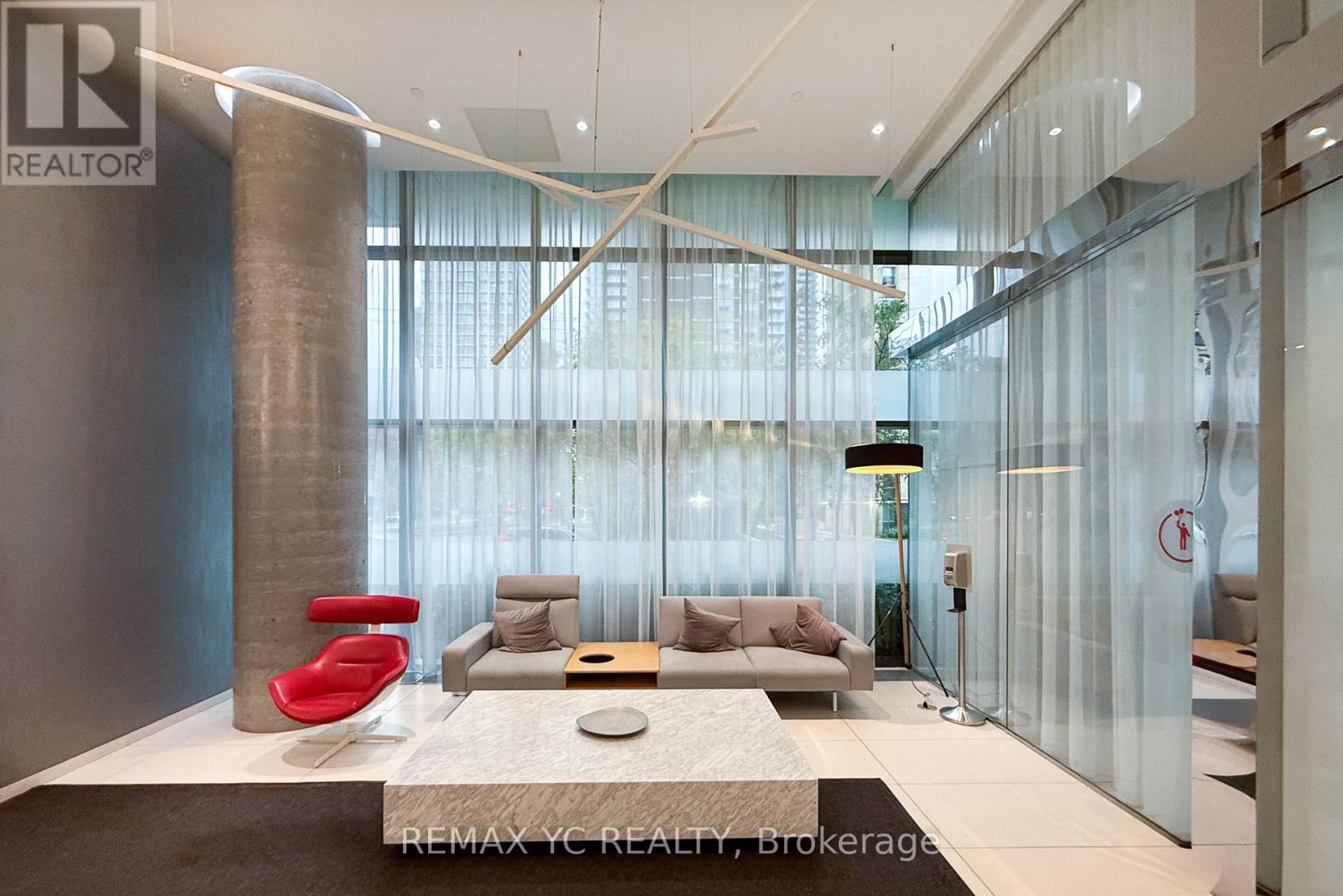 2103 - 185 Roehampton Avenue, Toronto, Ontario  M4P 0C6 - Photo 3 - C12516912