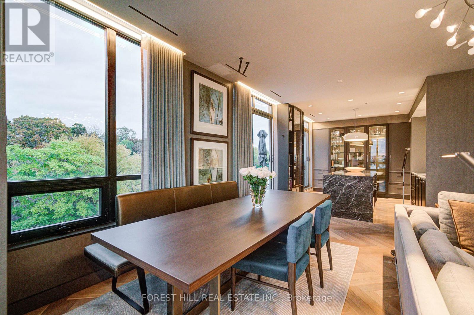 706 - 377 Madison Avenue, Toronto, Ontario  M4V 3E1 - Photo 3 - C12516976