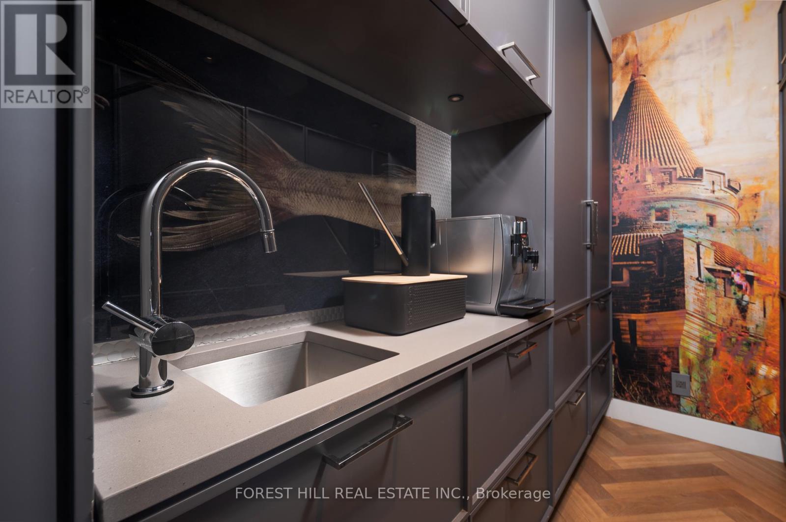 706 - 377 Madison Avenue, Toronto, Ontario  M4V 3E1 - Photo 6 - C12516976