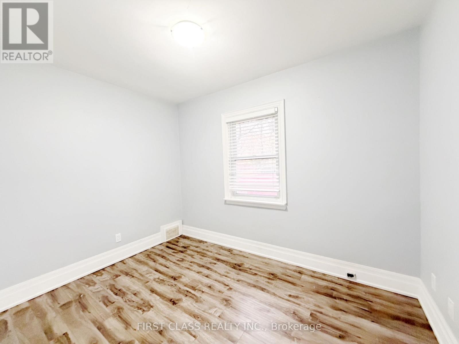 Main - 356 Horsham Avenue, Toronto, Ontario  M2R 1G6 - Photo 11 - C12516982