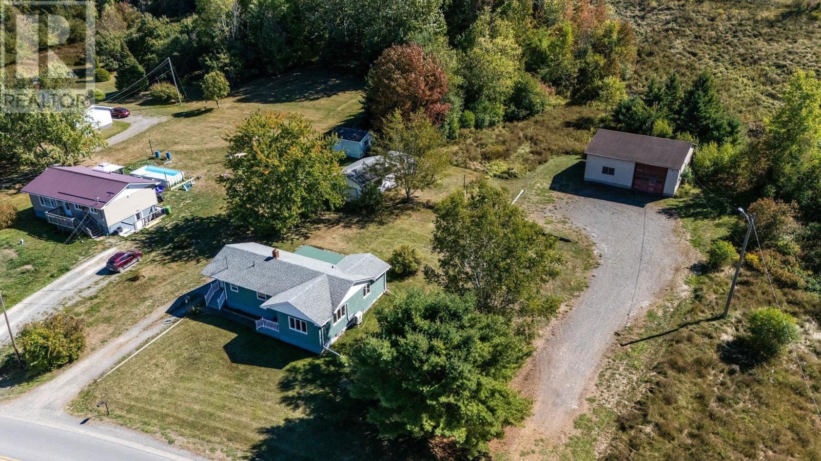 Property at 1879 Wentworth Road image 2