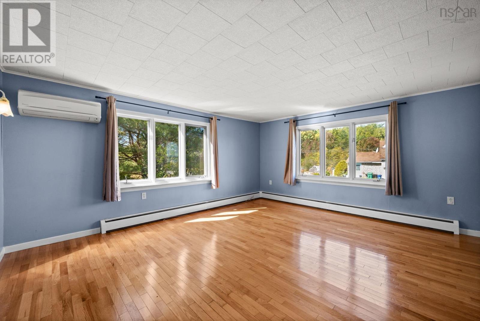 Property at 1879 Wentworth Road image 5