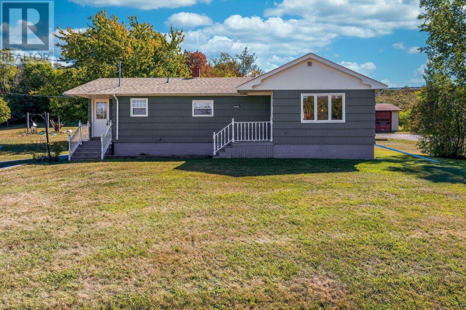 Property at 1879 Wentworth Road image 3