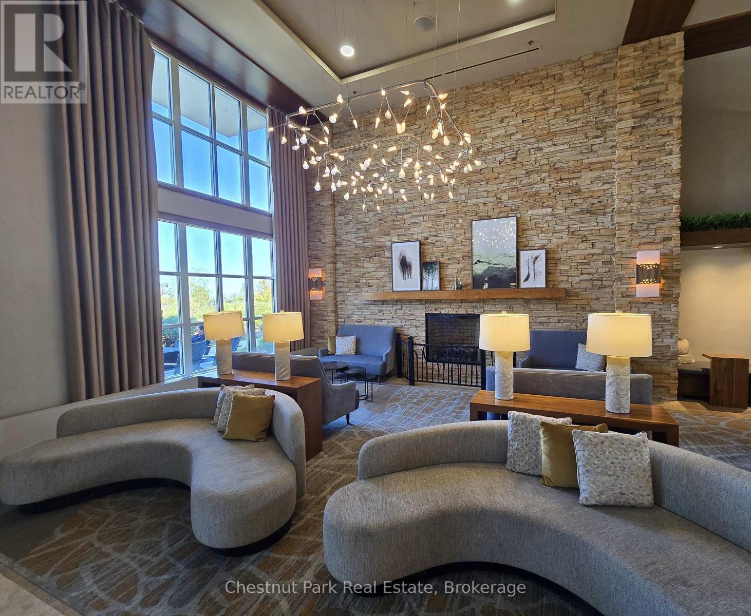 165 - 220 Gord Canning Drive, Blue Mountains, Ontario L9Y 0V2 - Photo 4 - X12517136