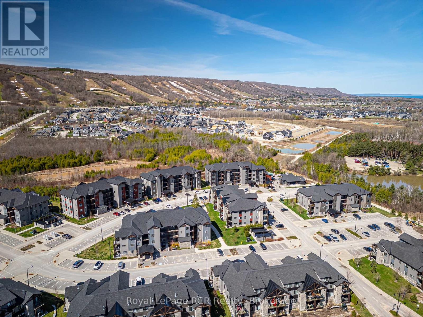 102 - 11 Beckwith Lane, Blue Mountains, Ontario L9Y 0C7 - Photo 30 - X12517164