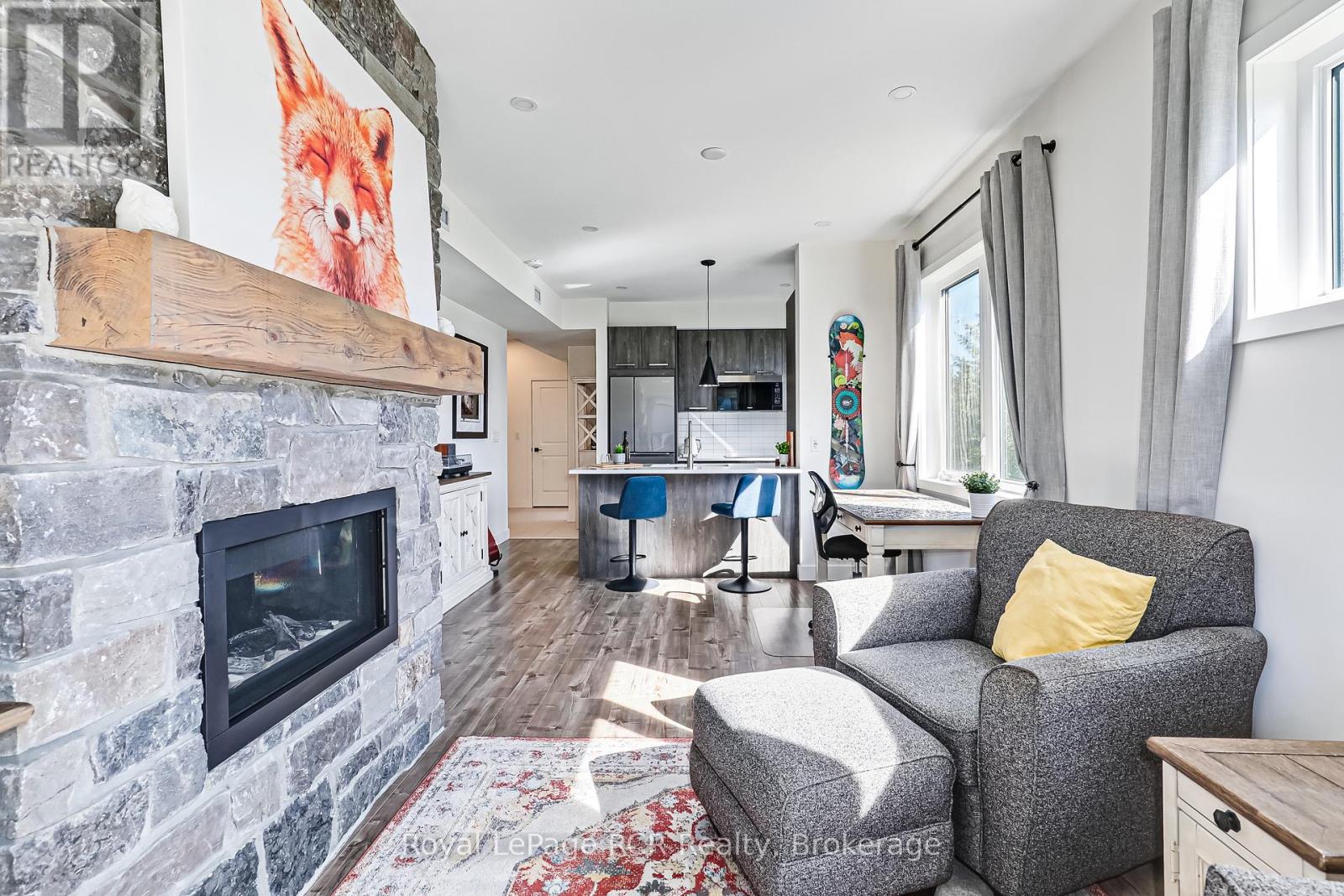 102 - 11 Beckwith Lane, Blue Mountains, Ontario L9Y 0C7 - Photo 8 - X12517164