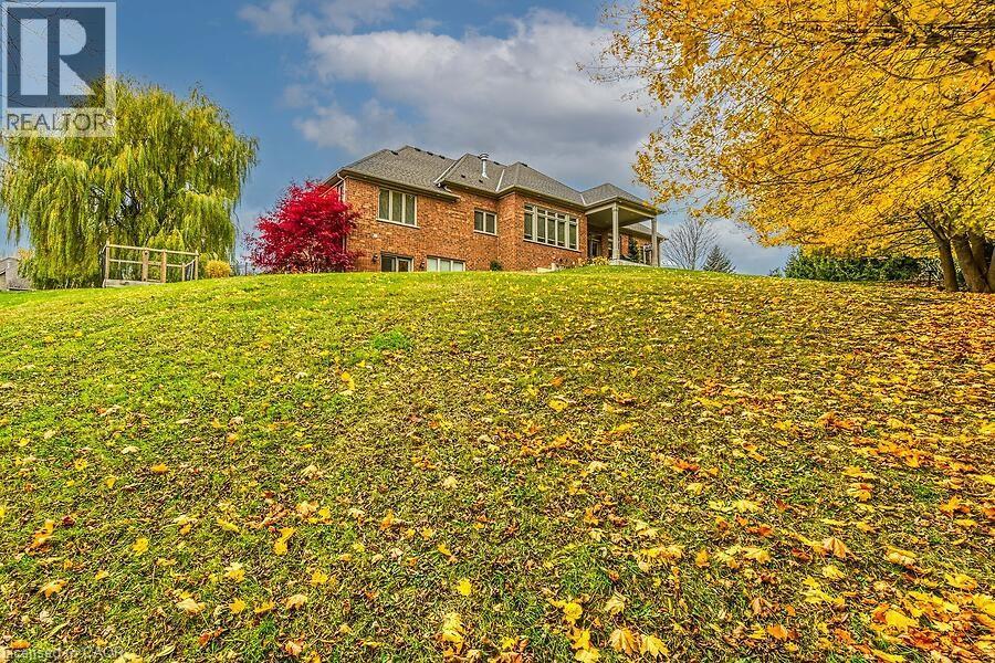 27 Sun Avenue, Dundas, Ontario  L9H 5A6 - Photo 40 - 40785732