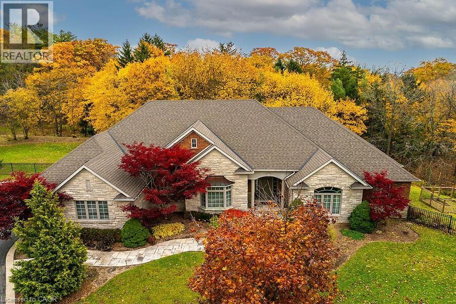 27 Sun Avenue, Dundas, Ontario  L9H 5A6 - Photo 1 - 40785732