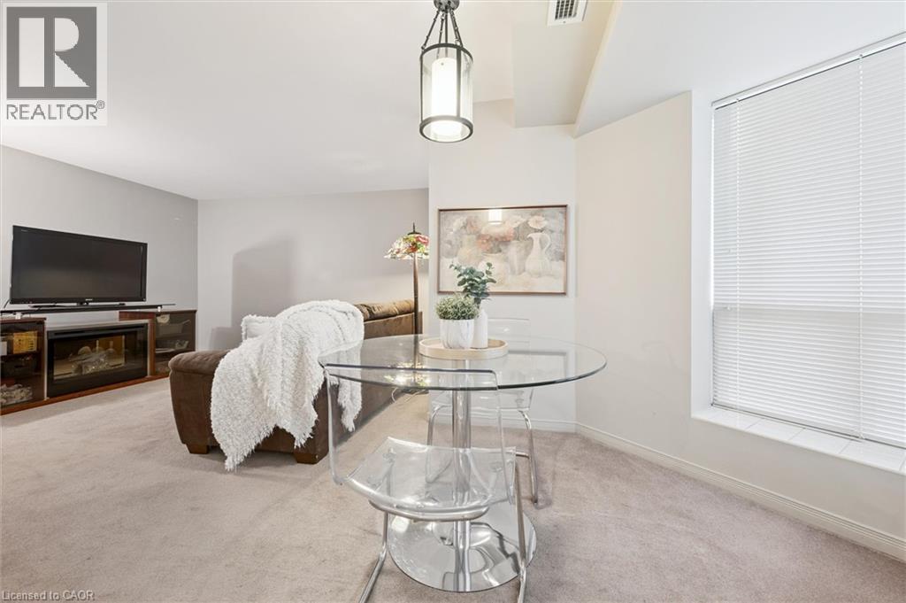 300 Keats Way Unit# 504, Waterloo, Ontario N2L 6E6 - Photo 11 - 40785872