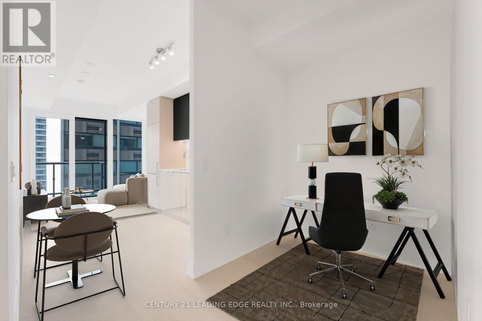 1608 - 308 Jarvis Street, Toronto, Ontario  M5B 0E3 - Photo 4 - C12303975