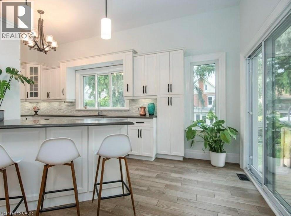 38 W Highland Road W, Kitchener, Ontario  N2M 3B5 - Photo 12 - 40785988