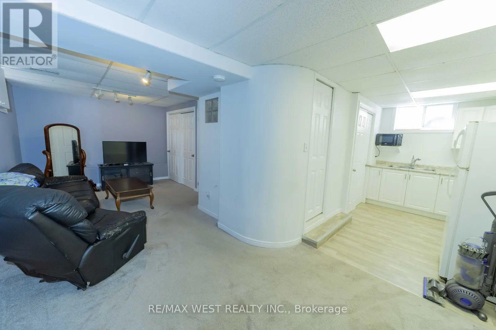 314 Gliddon Avenue, Oshawa, Ontario  L1H 1Z4 - Photo 10 - E12516896