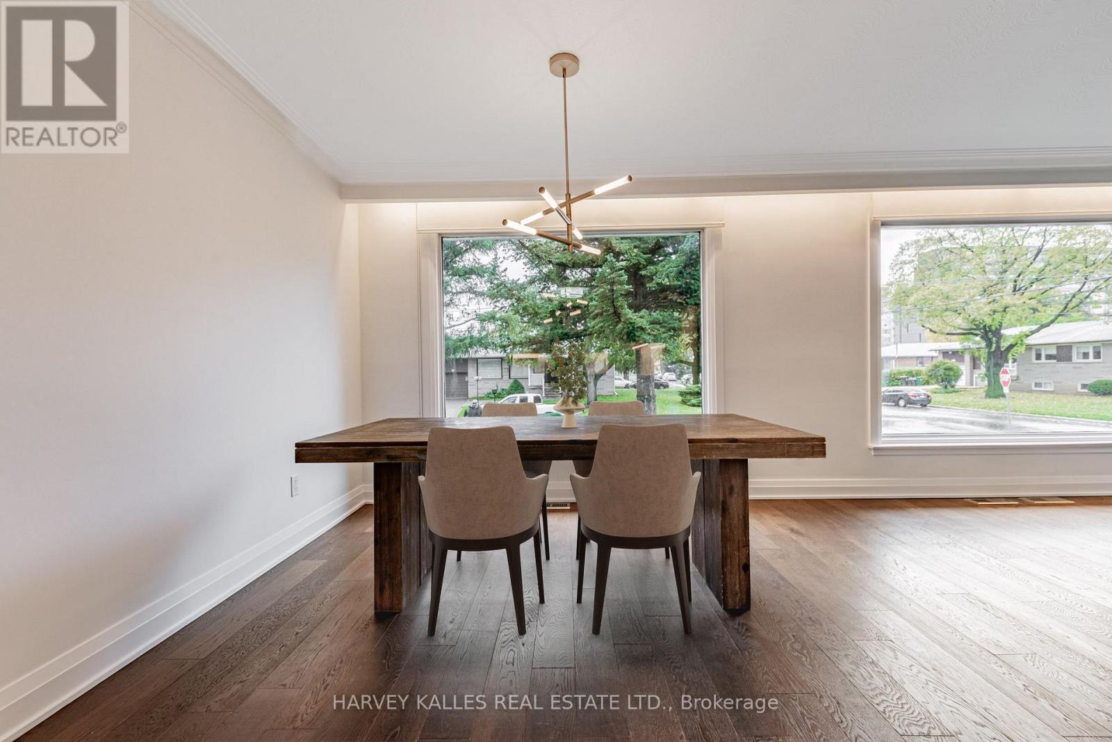 62 Cocksfield Avenue, Toronto, Ontario M3H 3S6 - Photo 7 - C12514030