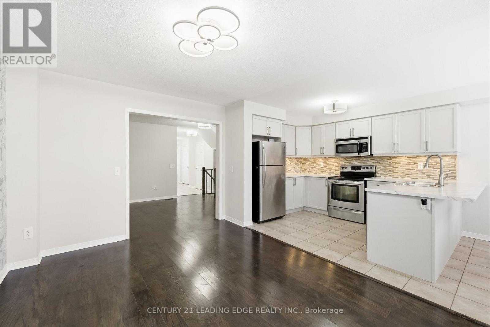 28 Harbourside Drive, Whitby, Ontario  L1N 0H4 - Photo 19 - E12517008