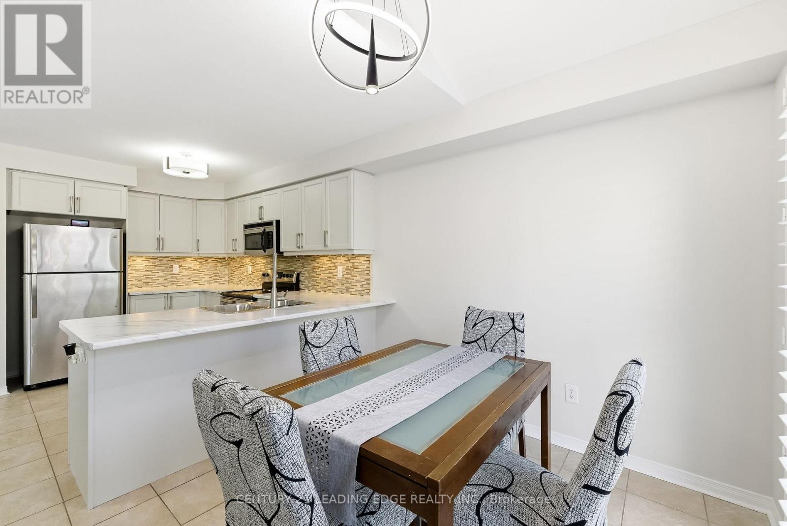 28 Harbourside Drive, Whitby, Ontario  L1N 0H4 - Photo 25 - E12517008