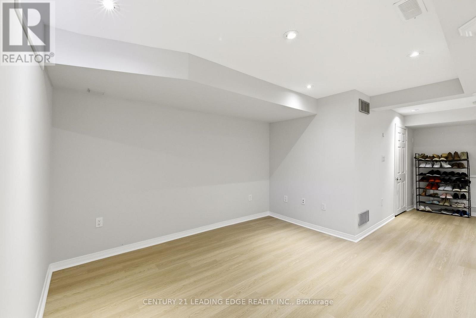 28 Harbourside Drive, Whitby, Ontario  L1N 0H4 - Photo 37 - E12517008