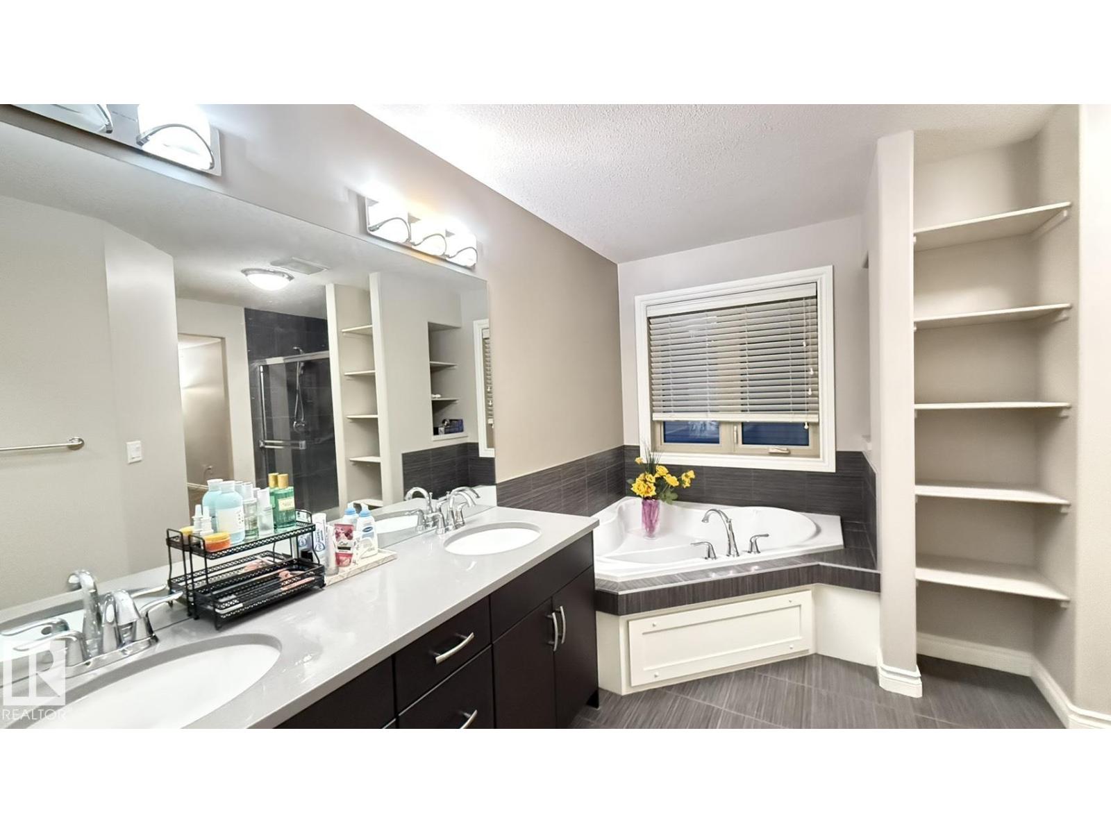 1076 Armitage Cr Sw, Edmonton, Alberta  T6W 0K3 - Photo 40 - E4464628