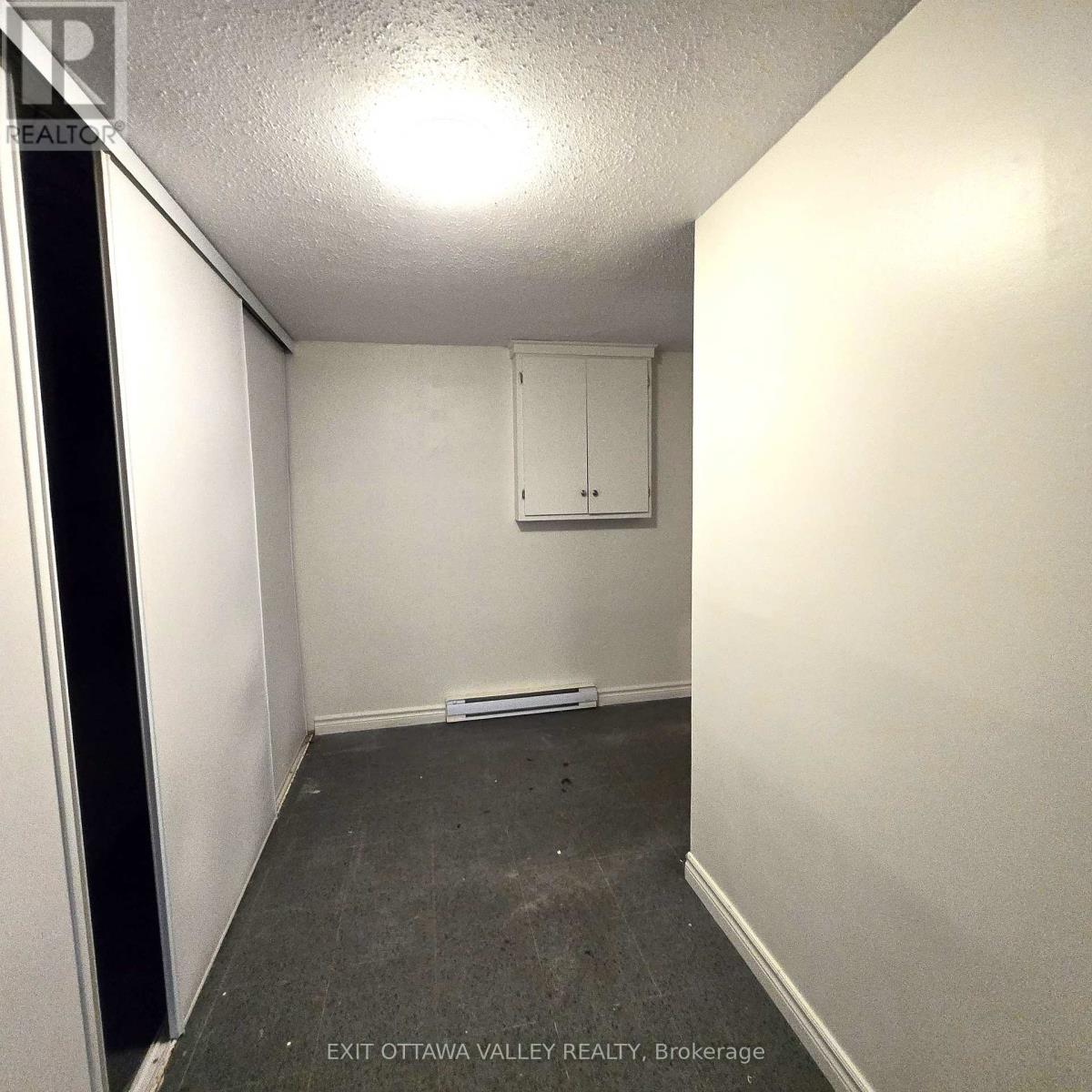 3 - 10 Charles Street, Arnprior, Ontario K7S 1A7 - Photo 27 - X12515360