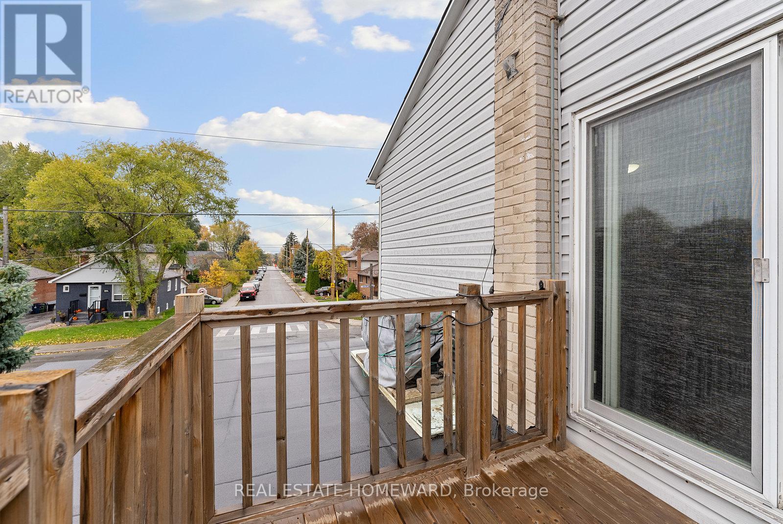 2nd Floor - 983 Victoria Park Avenue, Toronto, Ontario M4B 2J4 - Photo 33 - E12414252