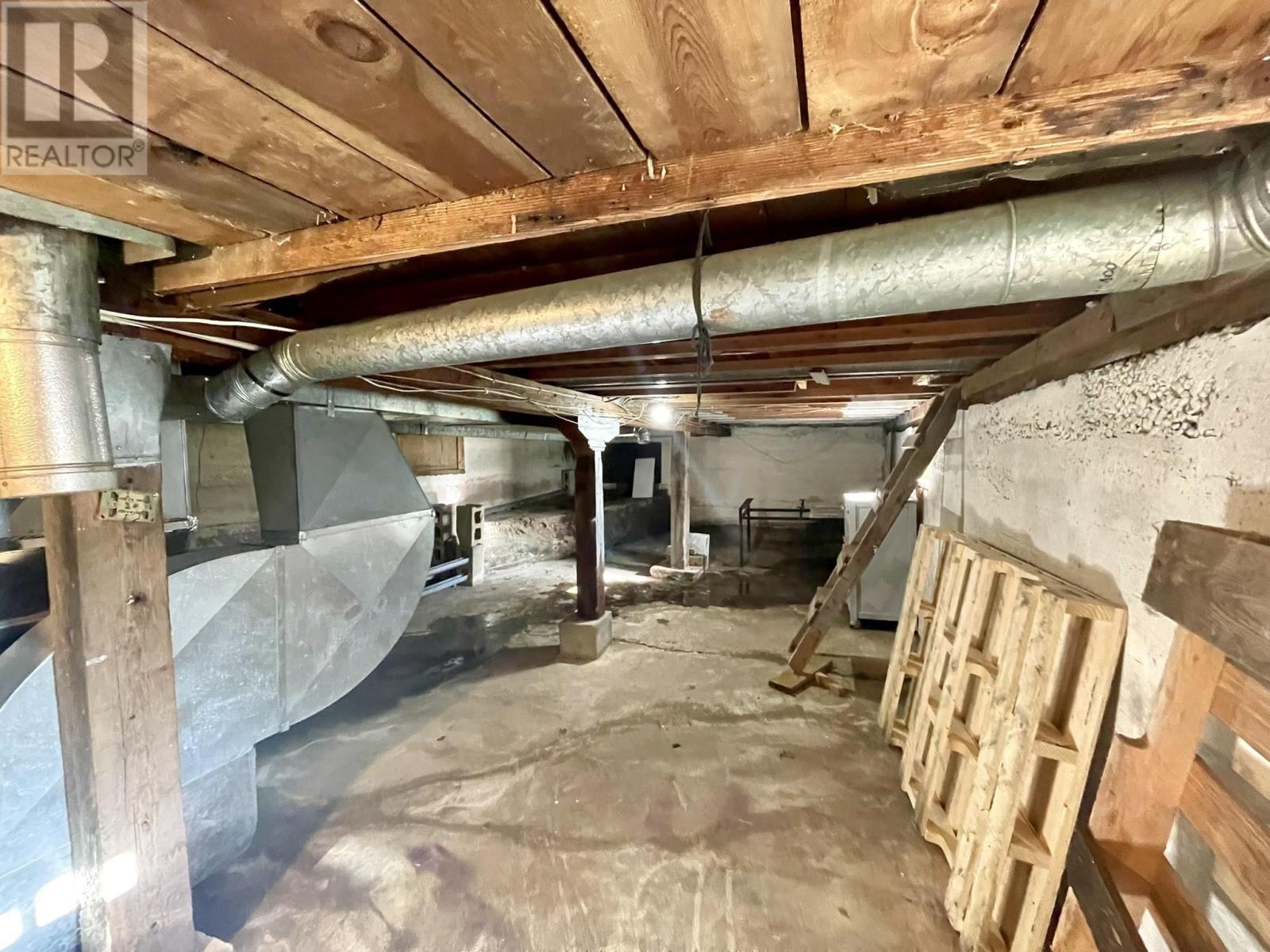 806 Sixth Ave S, Kenora, Ontario P9N 2C9 - Photo 11 - TB253407