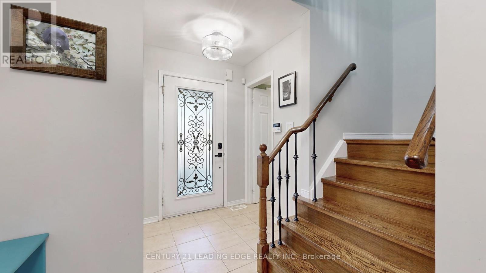 2 Eastgate Circle, Whitby, Ontario L1M 2N3 - Photo 3 - E12515202