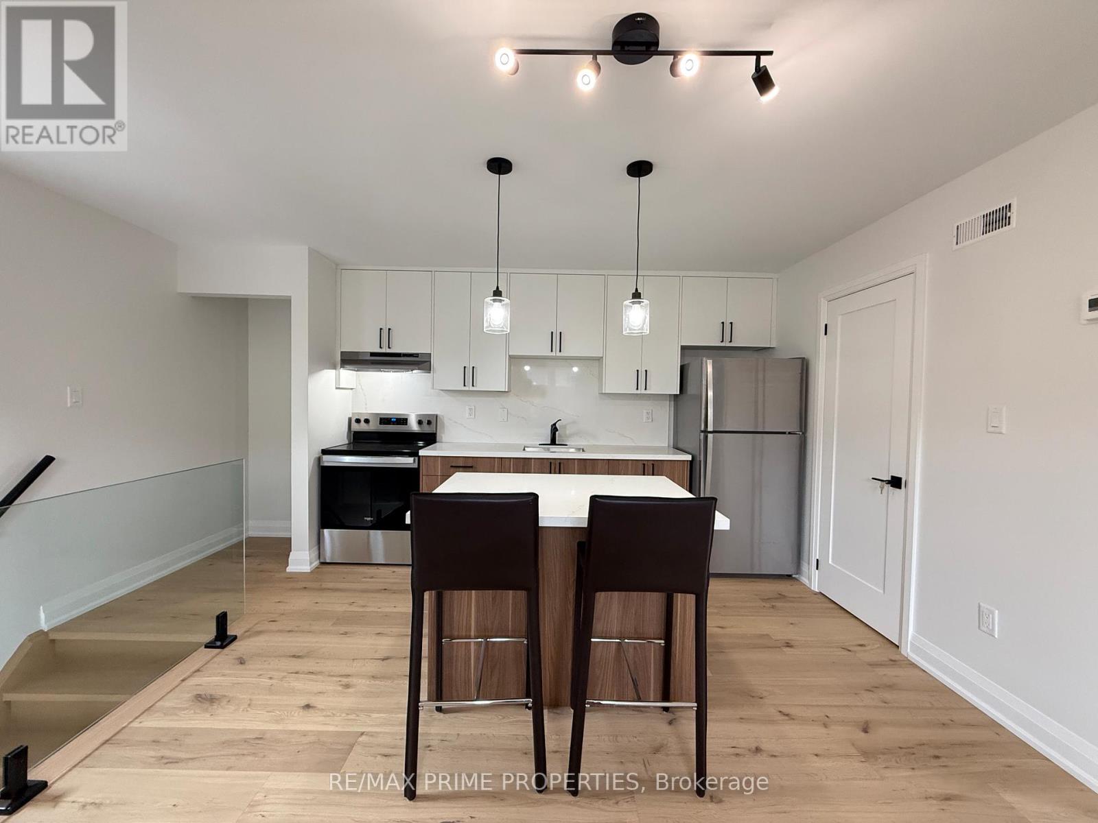 152 Whites Hill Avenue, Markham, Ontario  L6B 1C7 - Photo 31 - N12444678