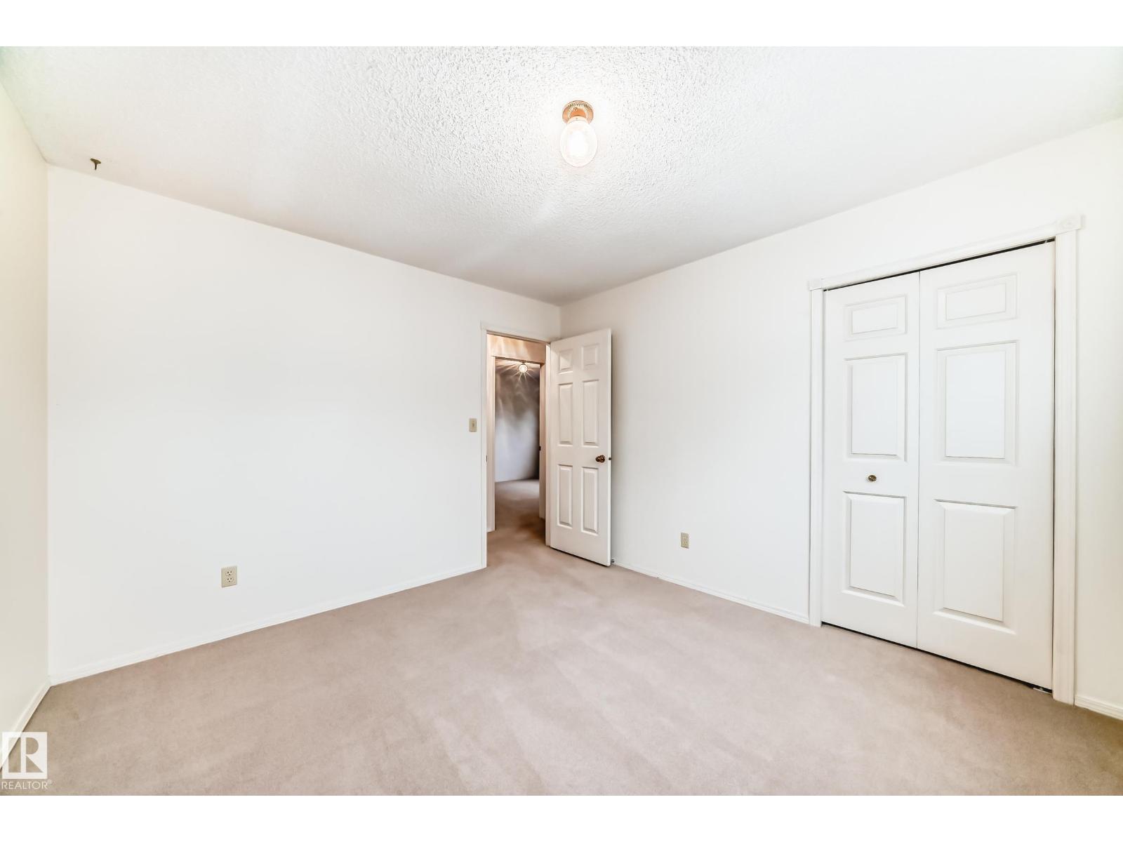 10407 40 Av Nw, Edmonton, Alberta  T6J 6L1 - Photo 11 - E4464902