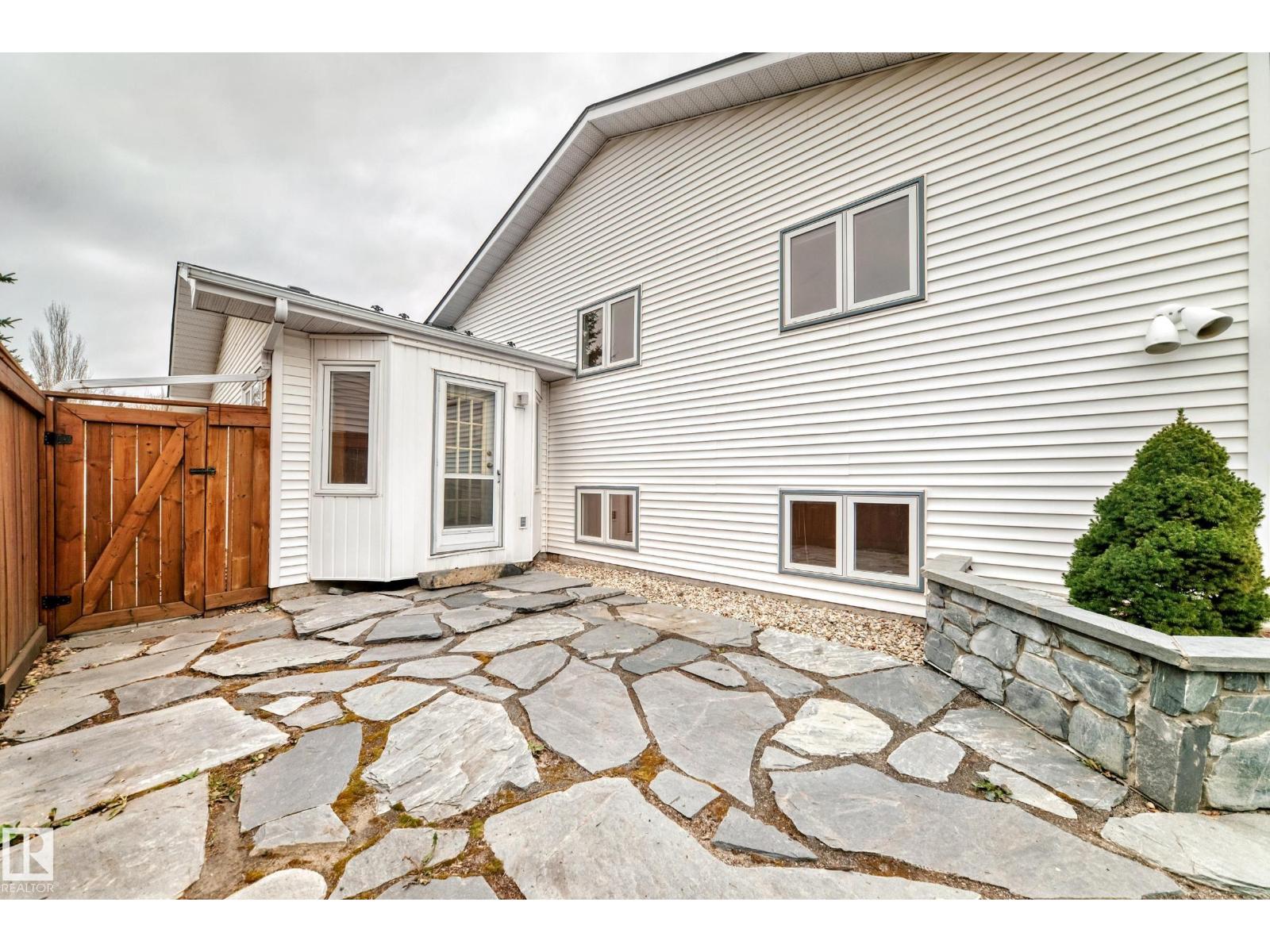 10407 40 Av Nw, Edmonton, Alberta  T6J 6L1 - Photo 23 - E4464902