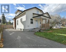 190 CARSWELL STREET, Renfrew, Ontario