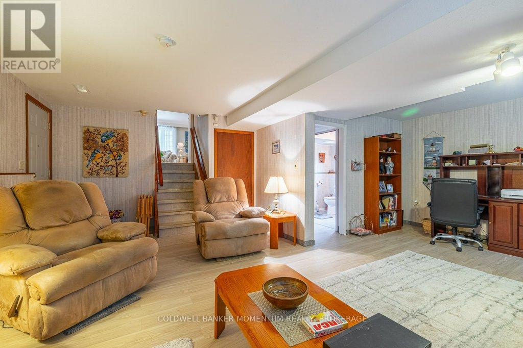 7 Brookbanks Drive N, St. Catharines, Ontario  L2N 3W5 - Photo 33 - X12499810