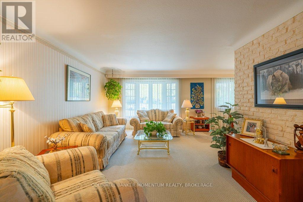 7 Brookbanks Drive N, St. Catharines, Ontario  L2N 3W5 - Photo 8 - X12499810