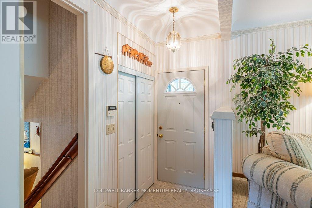 7 Brookbanks Drive N, St. Catharines, Ontario  L2N 3W5 - Photo 6 - X12499810