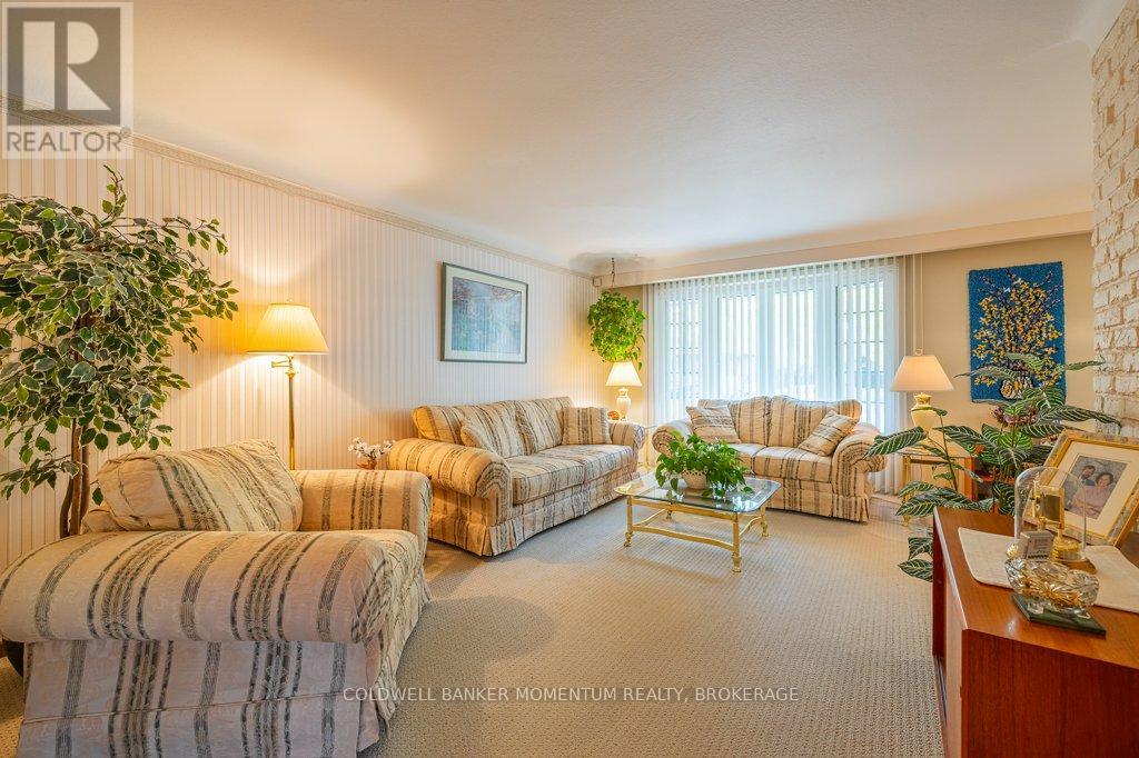 7 Brookbanks Drive N, St. Catharines, Ontario  L2N 3W5 - Photo 9 - X12499810