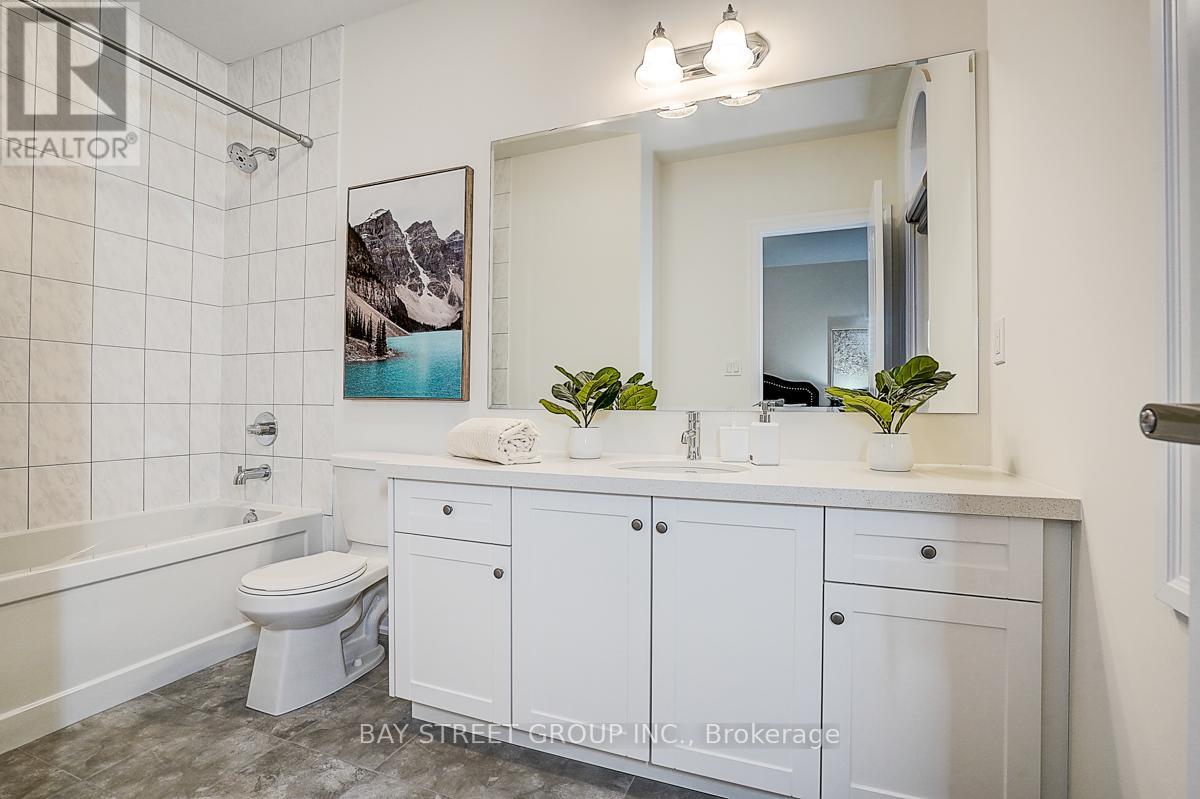 14 Botelho Circle, Aurora, Ontario  L4G 3X3 - Photo 40 - N12516722