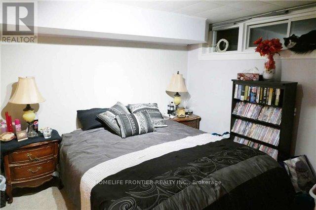 20 Johnson Road, Aurora, Ontario  L4G 2A2 - Photo 6 - N12516738