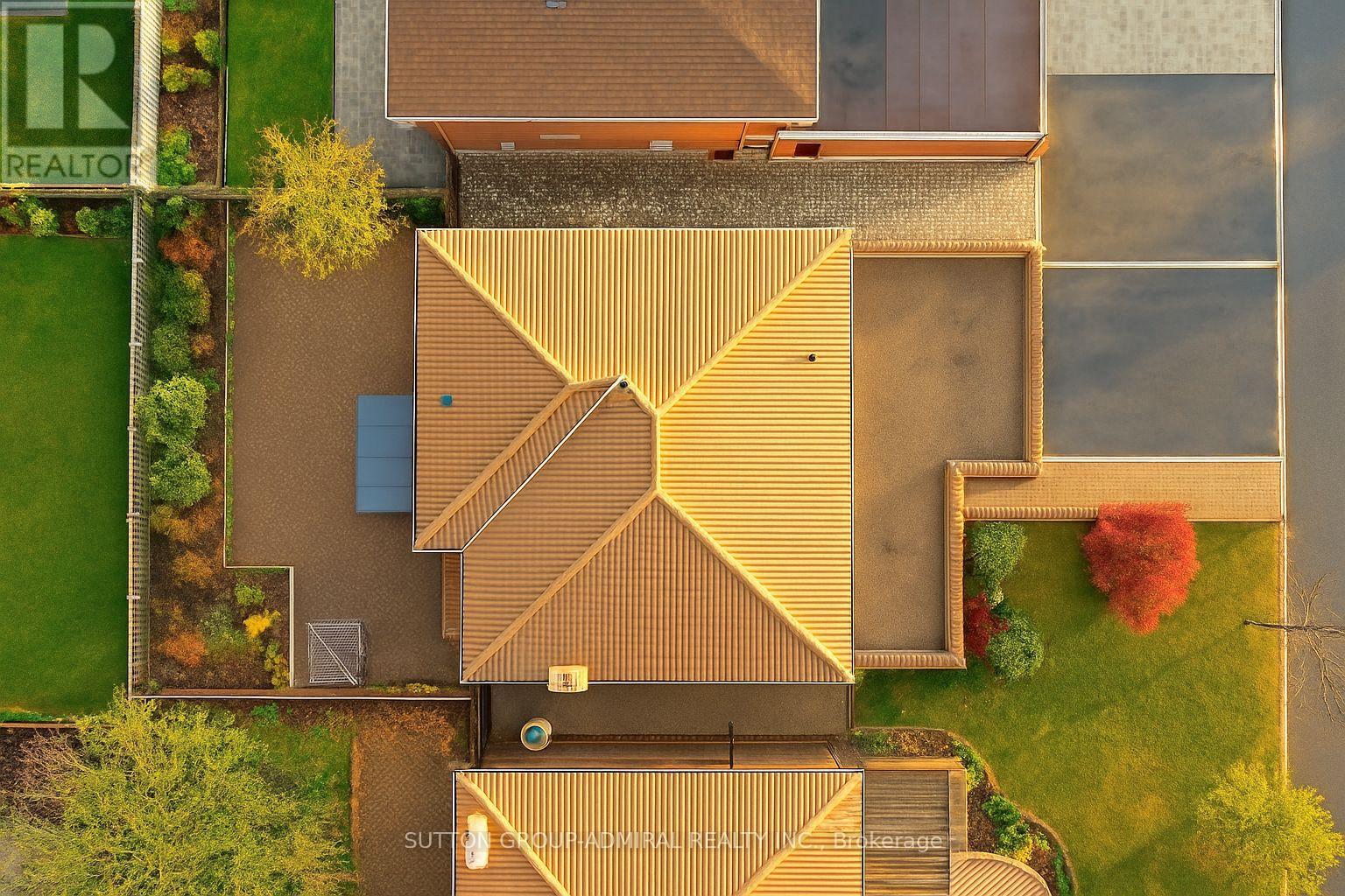 160 Marwood Place, Vaughan, Ontario  L6A 1C4 - Photo 2 - N12516772