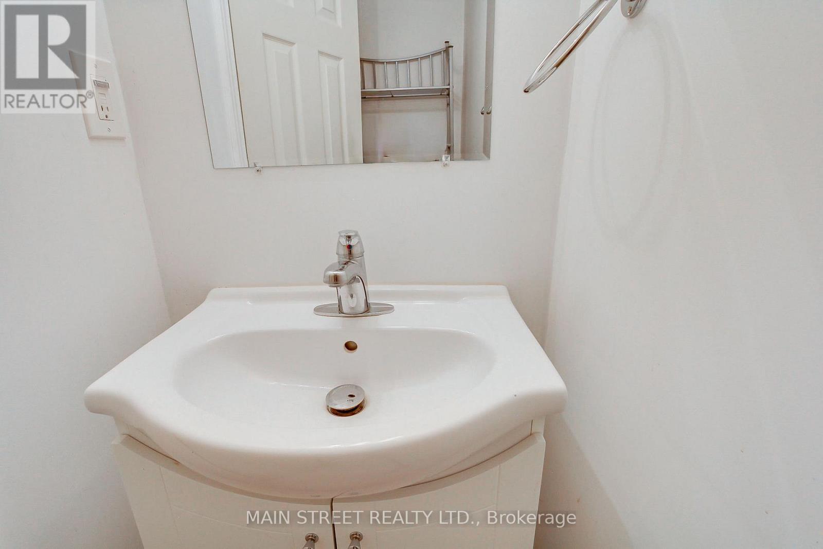 364 Agar Avenue, Bradford West Gwillimbury (Bradford), Ontario  L3Z 1H5 - Photo 32 - N12516776