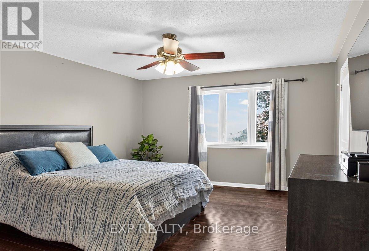 38 John W Taylor Avenue, New Tecumseth, Ontario  L9R 0B6 - Photo 11 - N12516796