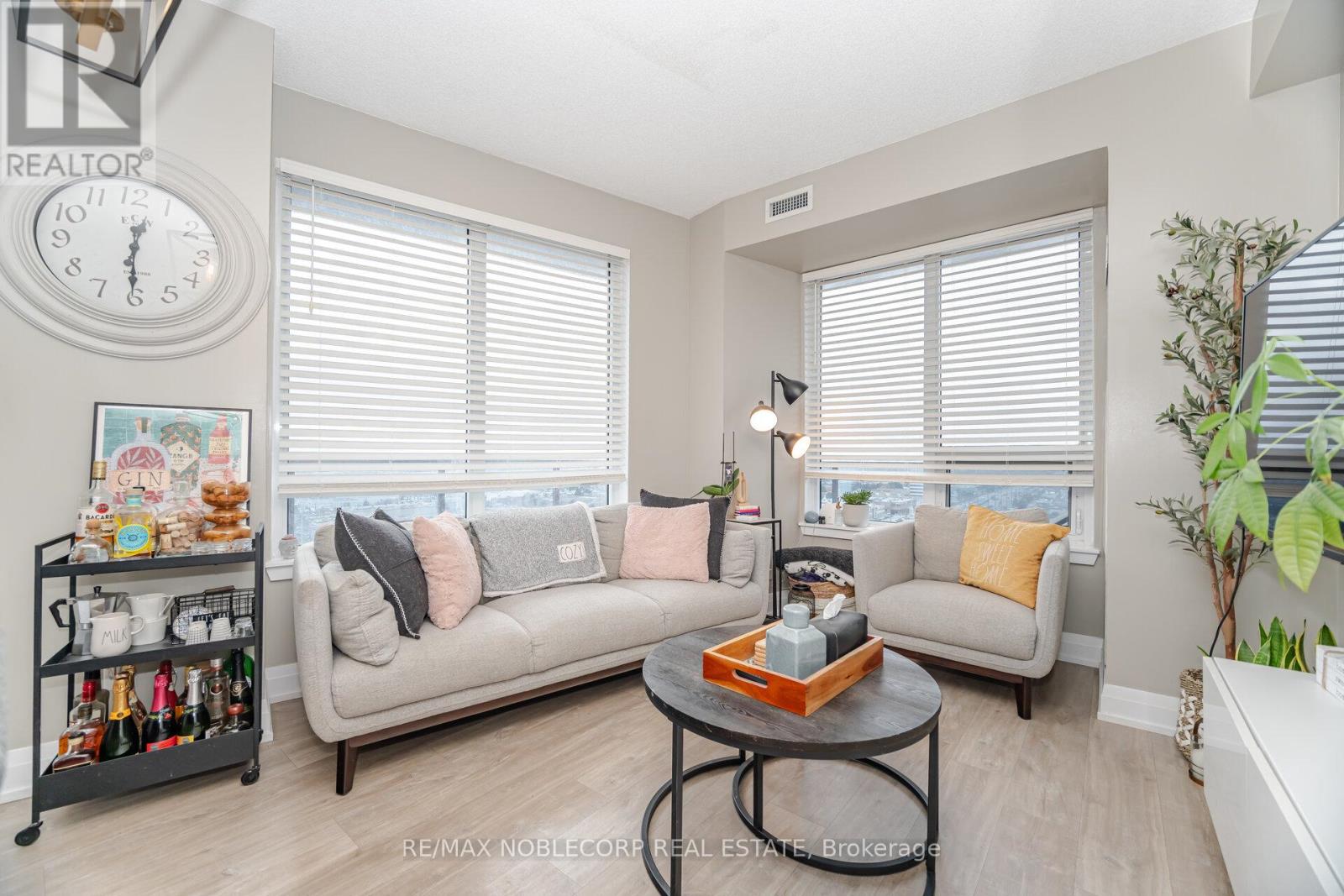 1505 - 3700 Highway 7 Road, Vaughan, Ontario  L4L 0G8 - Photo 13 - N12516886