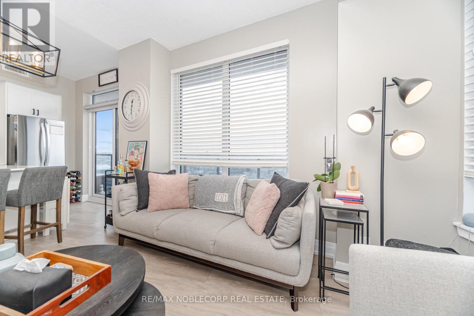 1505 - 3700 Highway 7 Road, Vaughan, Ontario  L4L 0G8 - Photo 15 - N12516886