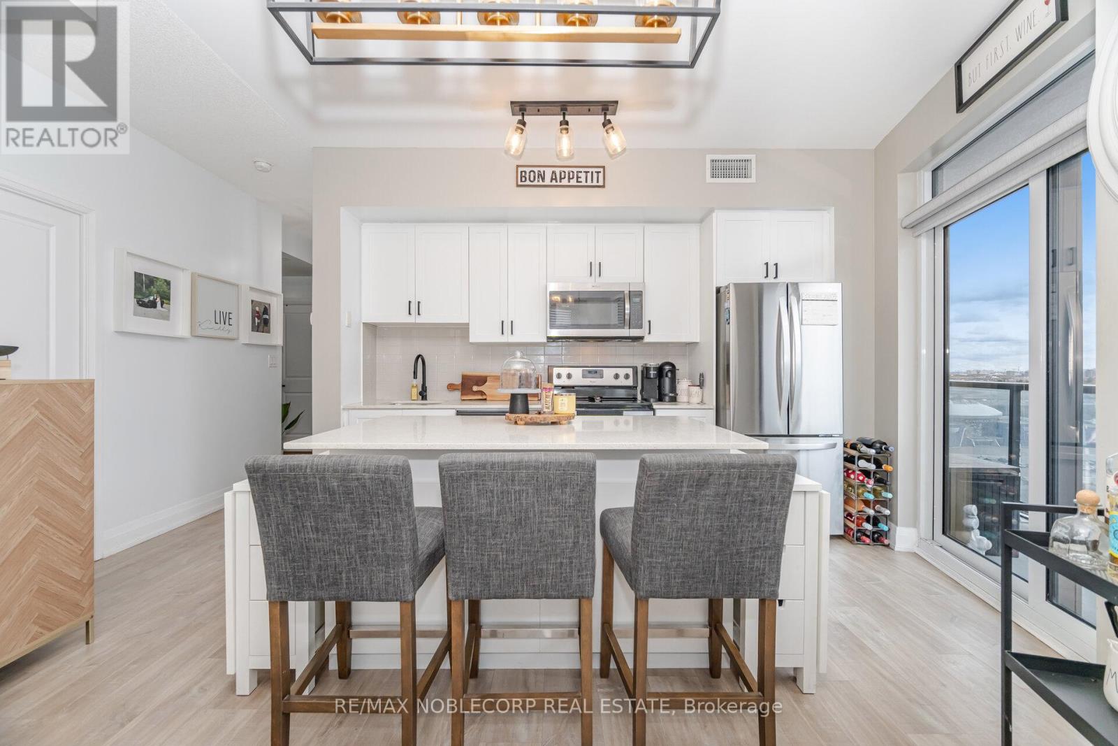 1505 - 3700 Highway 7 Road, Vaughan, Ontario  L4L 0G8 - Photo 8 - N12516886