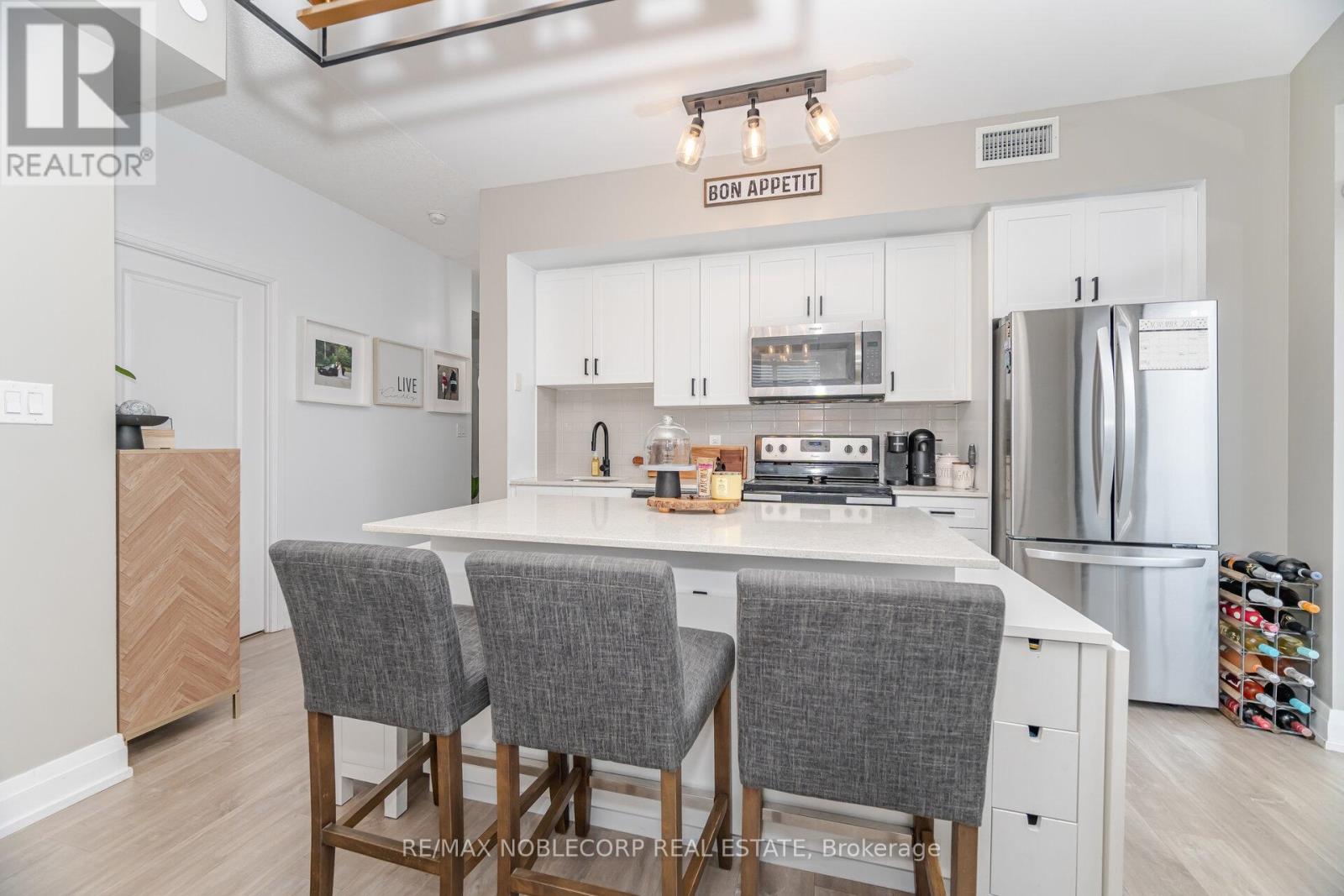 1505 - 3700 Highway 7 Road, Vaughan, Ontario  L4L 0G8 - Photo 9 - N12516886