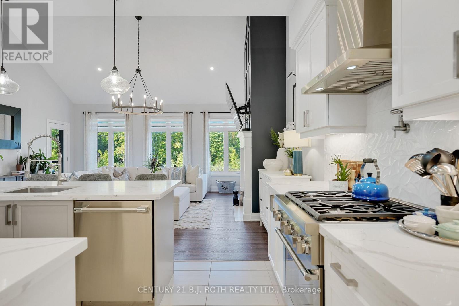 99 Franklin Trail, Barrie (Holly), Ontario  L9J 0J1 - Photo 15 - S12516960