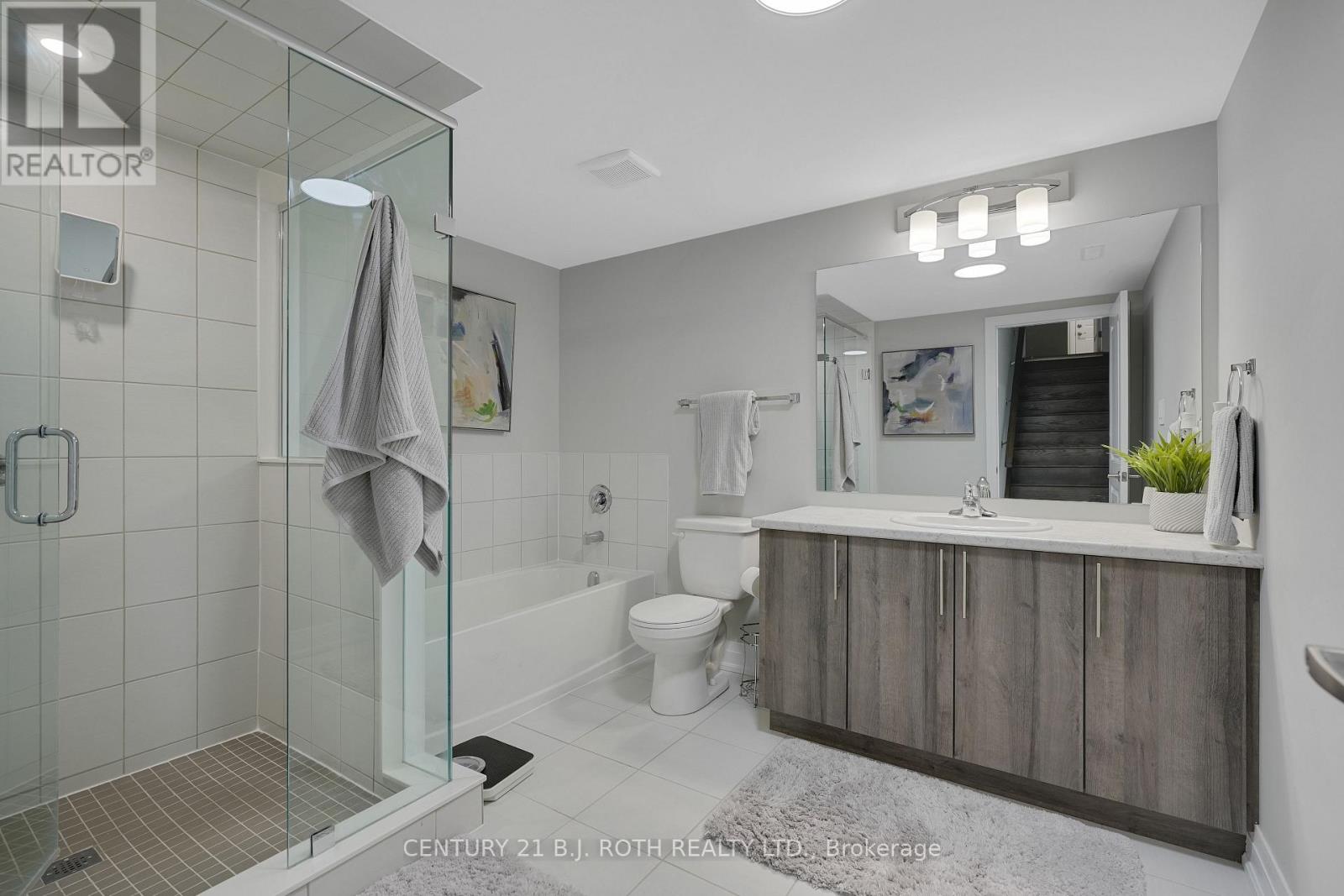 99 Franklin Trail, Barrie (Holly), Ontario  L9J 0J1 - Photo 39 - S12516960