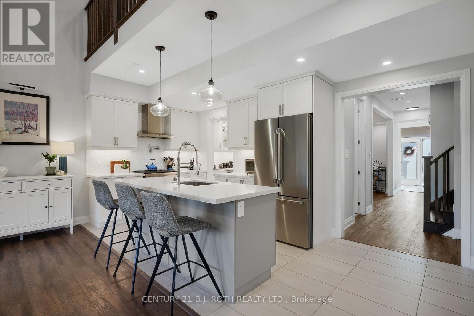 99 Franklin Trail, Barrie (Holly), Ontario  L9J 0J1 - Photo 12 - S12516966